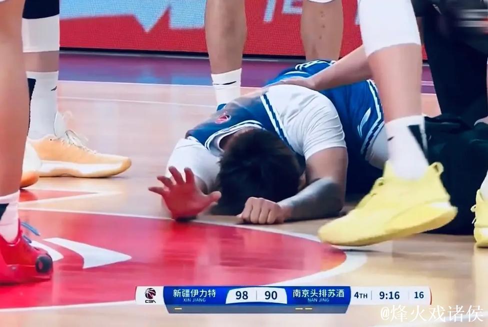 媒体人:赵睿伤病无大碍,近期养伤后比赛强度出现反应 媒体人:赵睿伤病无大碍,近期养伤后比赛强度出现反应